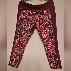 Athleta Affirmation 7/8 Tights in Red w/Leaf Pattern